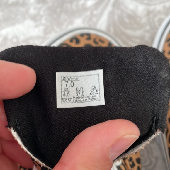 NWOT Vans Leopard Authentic Shoe Size 7 - Picture 6 of 6